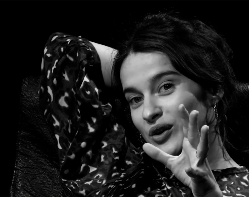 Sois belle et tais-toi